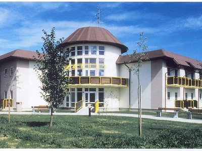 Kamenný Újezd, Dům pečovatelské služby