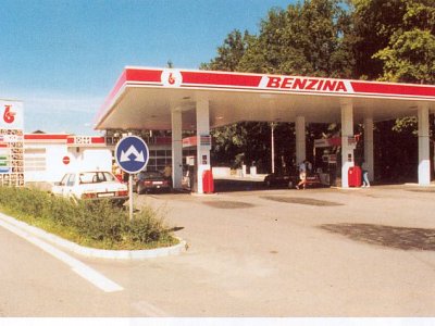 Filling stations