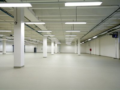 Votice, Strom Telecom Factory Building