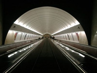 Praha, Rekonstrukce metra, stanice Staroměstská (A), Anděl (B)