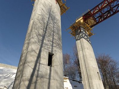 Knínice, Motorway D08 -project 0807/II, Border bridge - earthworks